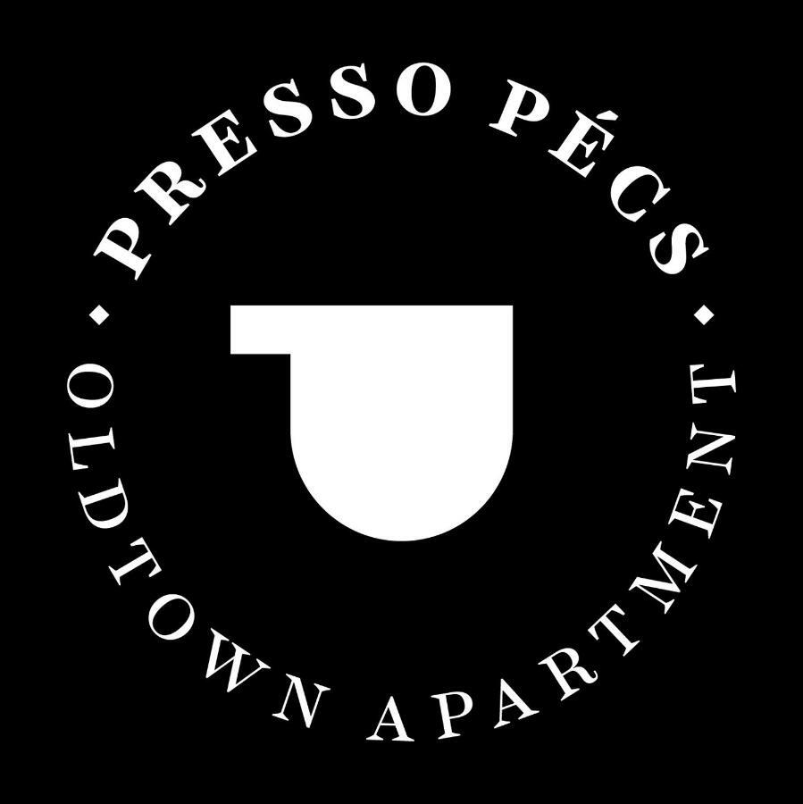 Presso Pecs Apartment ภายนอก รูปภาพ